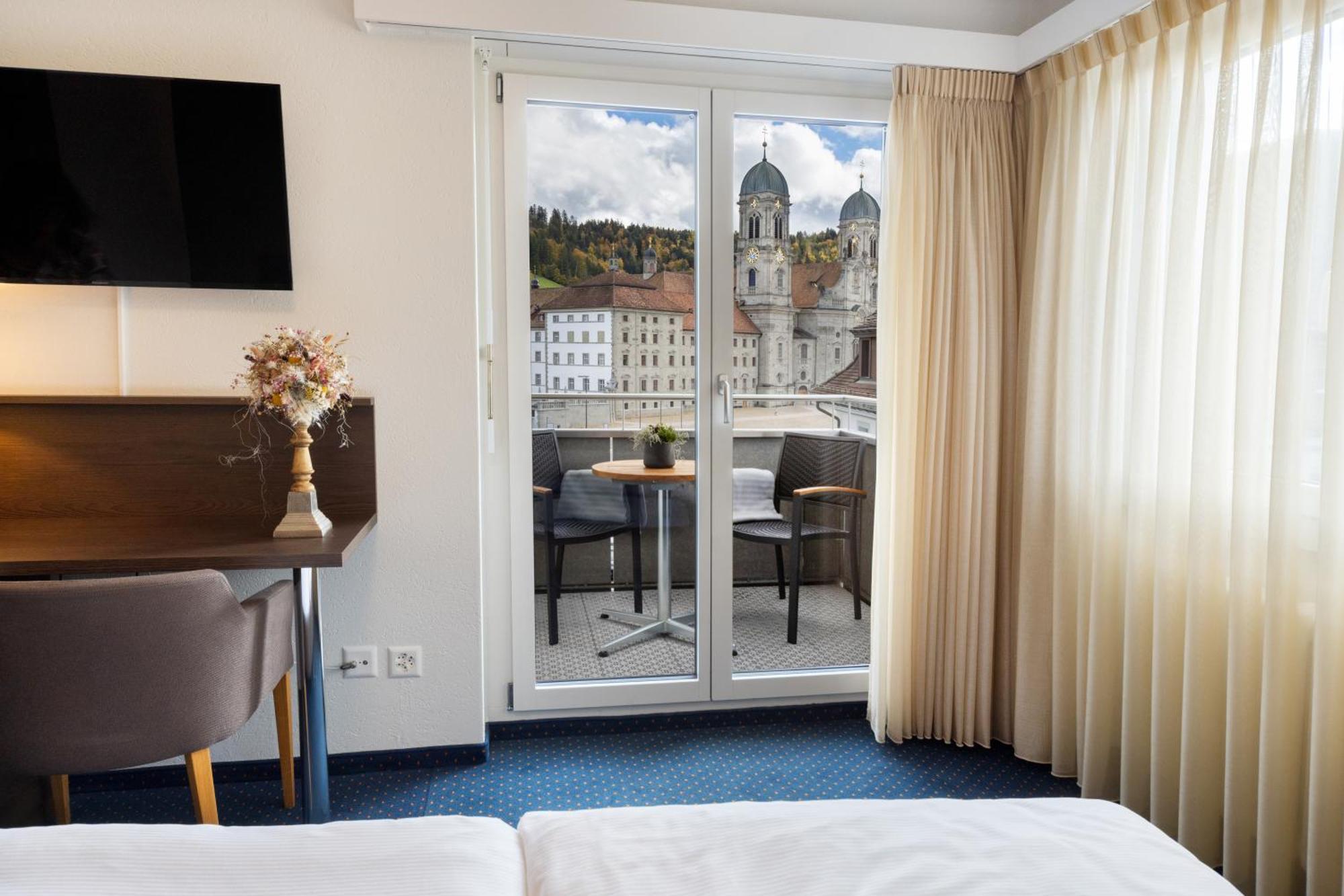 Hotel Drei Koenige Einsiedeln Zewnętrze zdjęcie